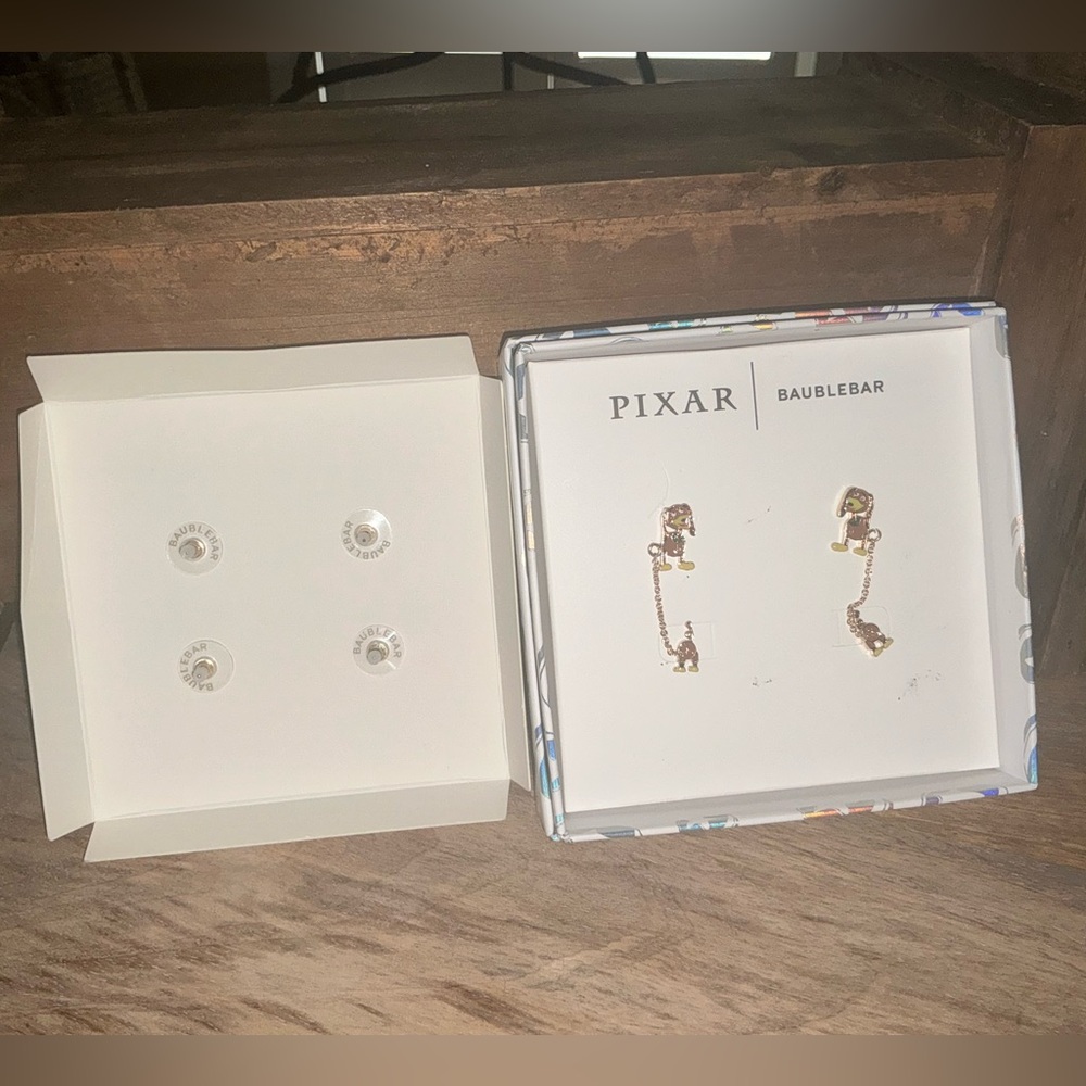 Dachshund Disney Pixar Toy Story Slinky earrings NWT - Picture 6 of 10
